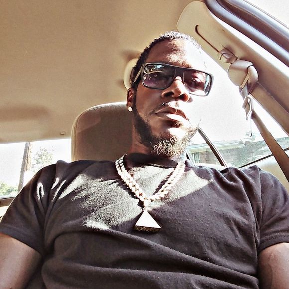 Meet your Posher, De wayne - Picture 1 of 1